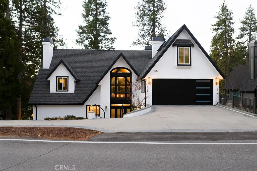 729 Brentwood, Lake Arrowhead, California 92352 home-pic-40