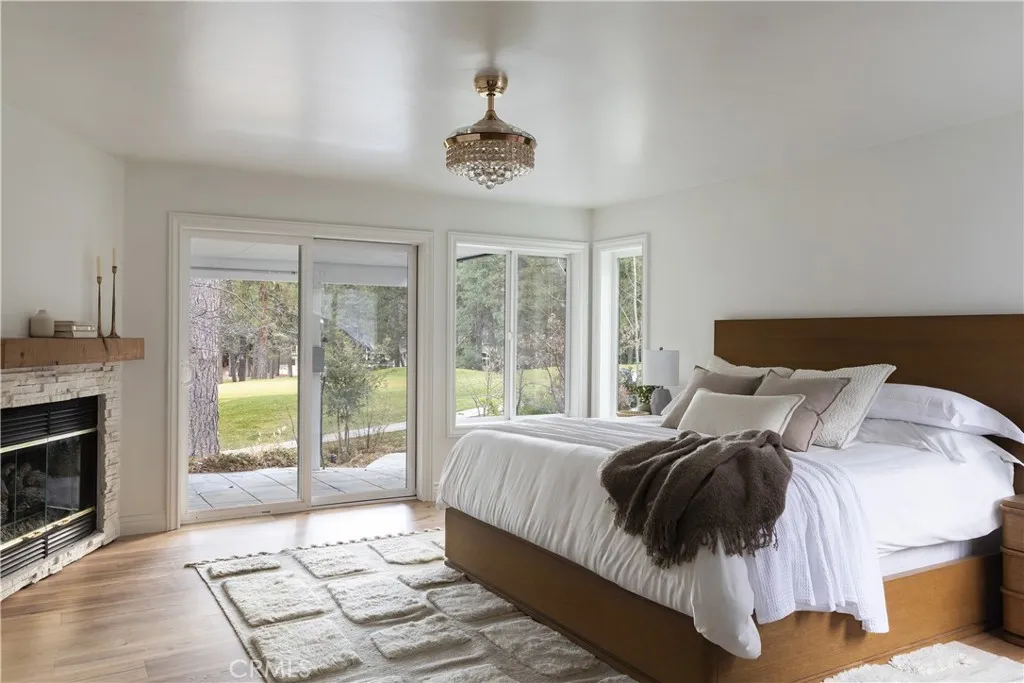 729 Brentwood, Lake Arrowhead, California 92352 home-pic-37