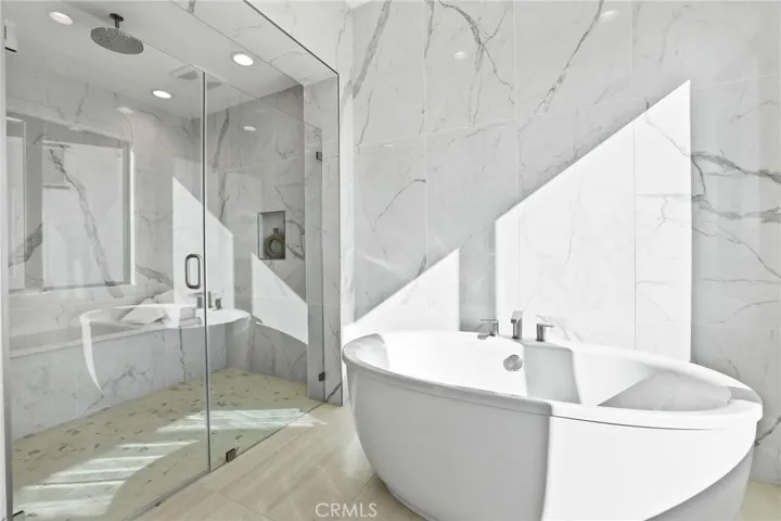 Spa Inspired primary bath with soaking tub