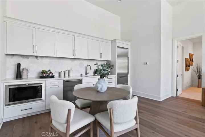 Casita great room with mini kitchen