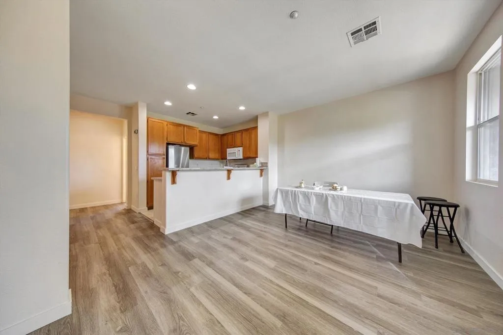 1583 Sumac Pl, Chula Vista, California 91915 home-pic-6