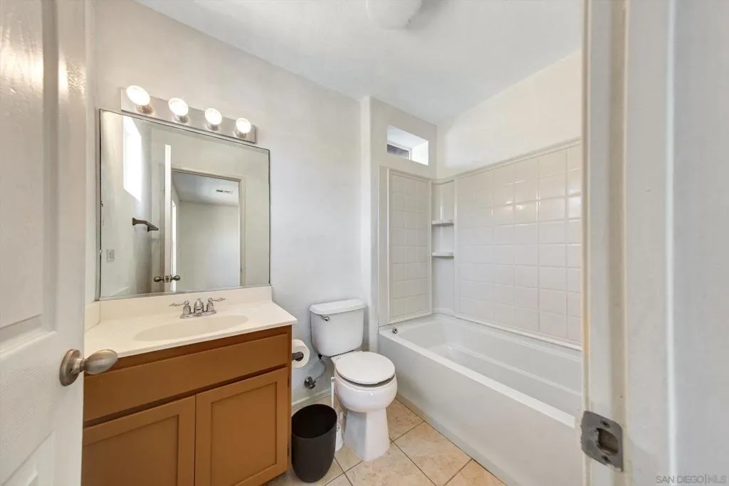 1583 Sumac Pl, Chula Vista, California 91915 home-pic-10