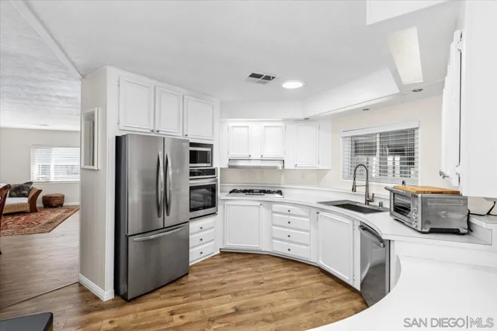 7027 San Bartolo 43, Carlsbad, California 92011
