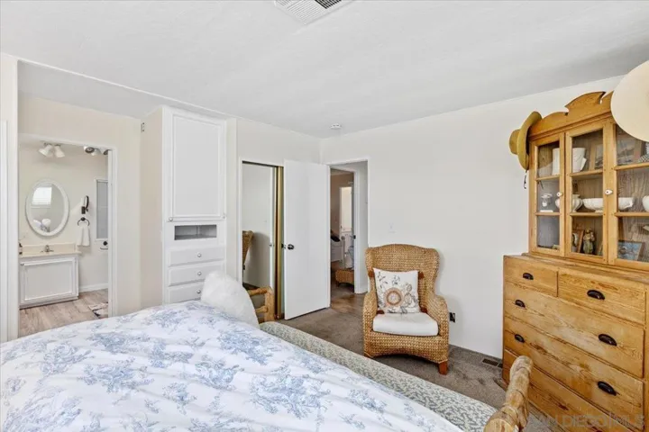 7027 San Bartolo 43, Carlsbad, California 92011
