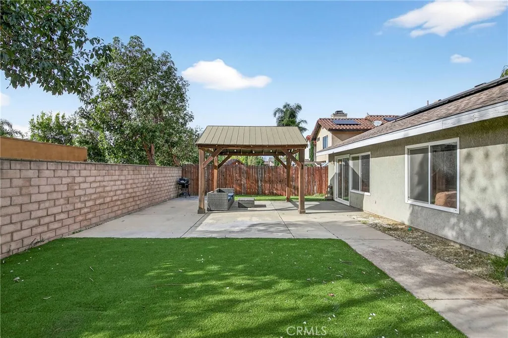 17079 Lurelane, Fontana, California 92336 home-pic-27