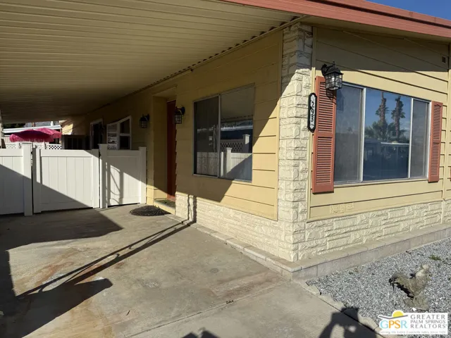 293 Juniper Drive, Palm Springs, California 92264