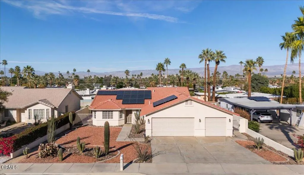 74360 Fairway Drive, Palm Desert, California 92260 home-pic-1