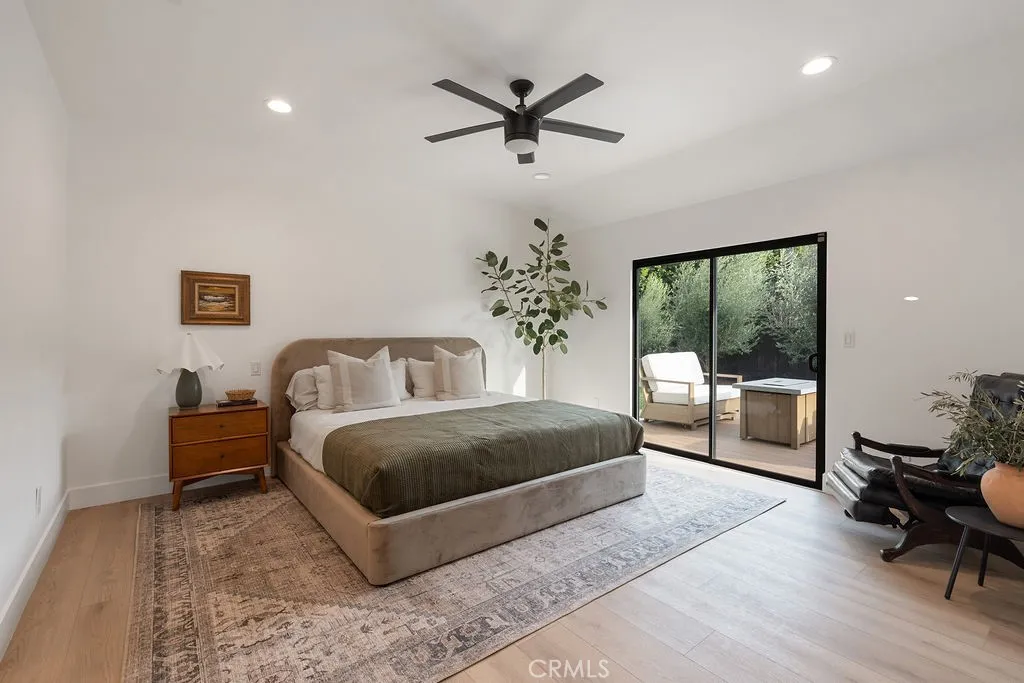 208 Susannah Place, Costa Mesa, California 92627 home-pic-20