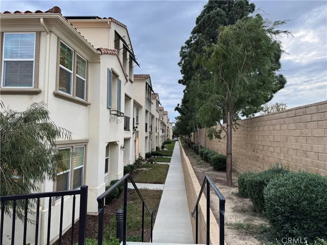 401 Castiano, Camarillo, California 93012