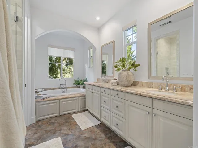 8278 Parkside Cres, San Diego, California 92127