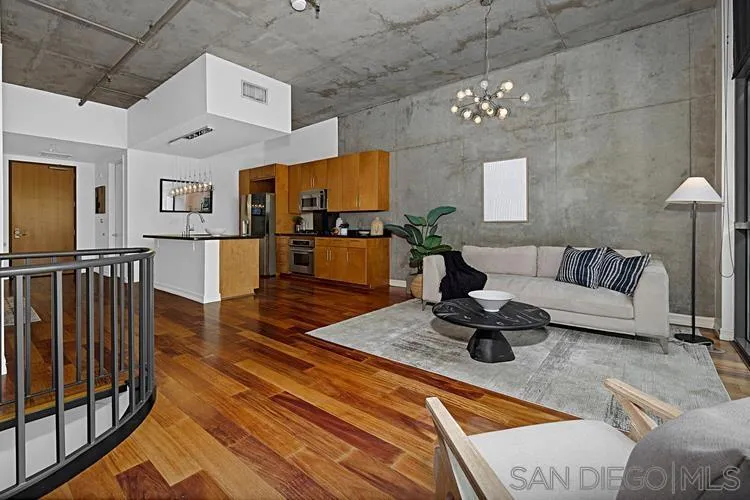 1050 Island Ave 110, San Diego, California 92101 home-pic-8