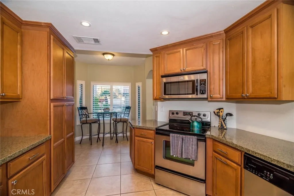 38049 Crocus Lane, Palm Desert, California 92211 home-pic-17