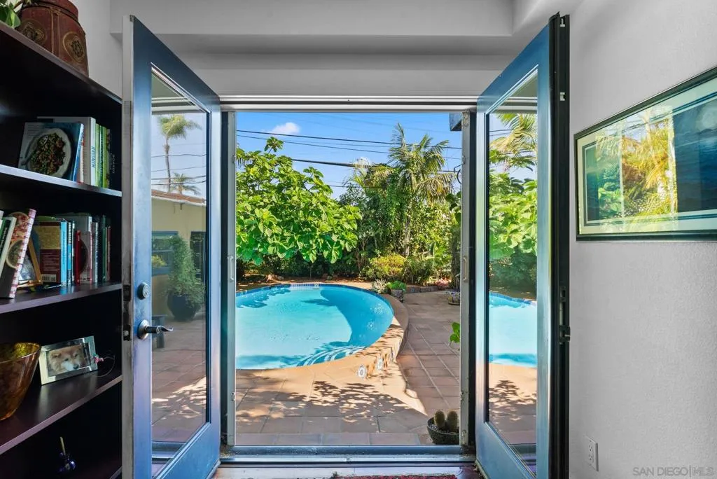 4965 Marlborough Drive, San Diego, California 92116 home-pic-27
