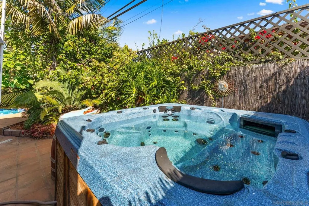 4965 Marlborough Drive, San Diego, California 92116 home-pic-33