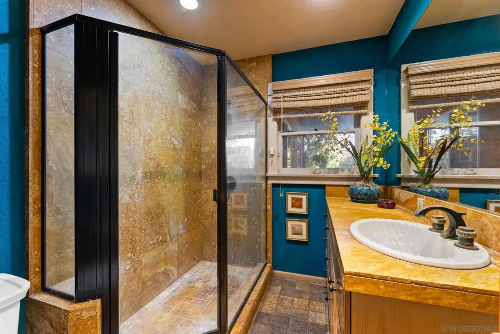 4965 Marlborough Drive, San Diego, California 92116 home-pic-24