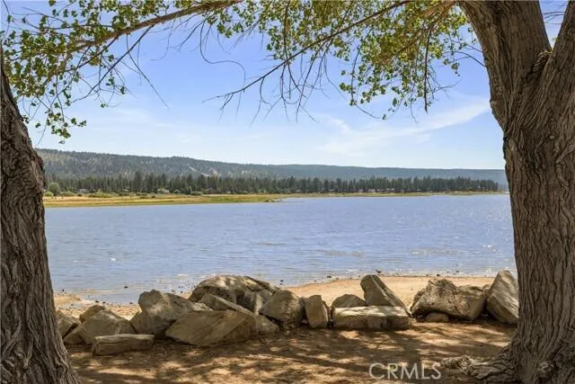 524 W Rainbow Boulevard, Big Bear, California 92314 home-pic-25