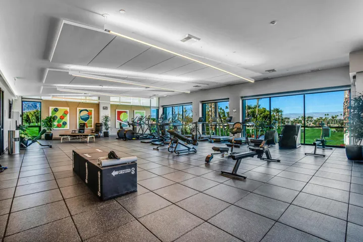 09-Desert horizon Clubhouse (14)