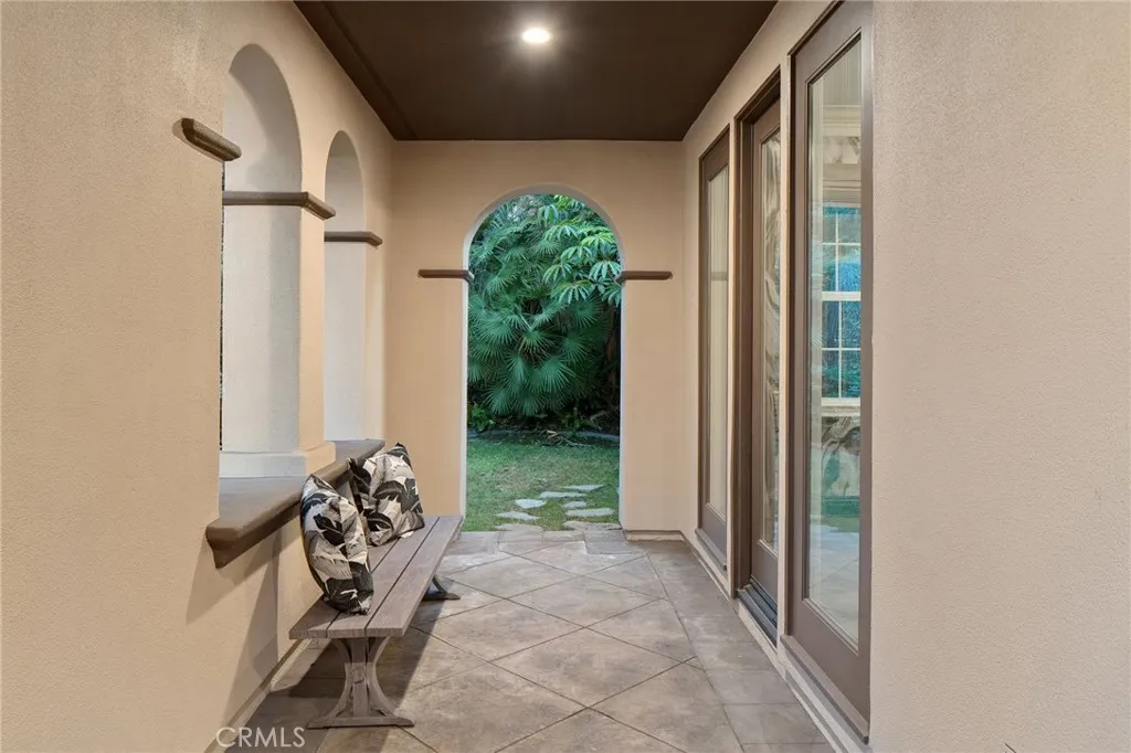 33 Basilica, Ladera Ranch, California 92694 home-pic-9