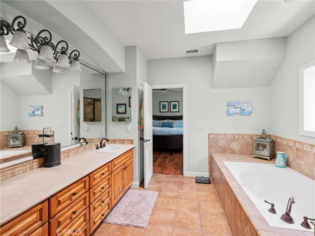 520 N Elena, Redondo Beach, California 90277