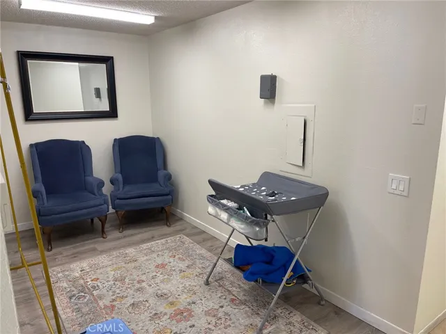 Lounge/alcove in the buildings.