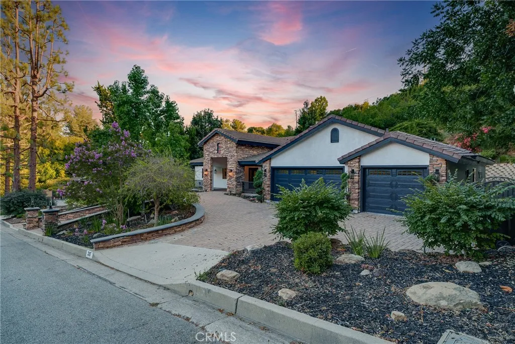 235 Verbena Lane, Brea, California 92823 home-pic-3