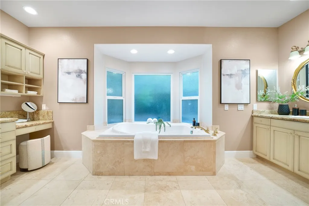 235 Verbena Lane, Brea, California 92823 home-pic-25