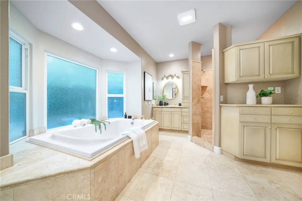 235 Verbena Lane, Brea, California 92823 home-pic-26