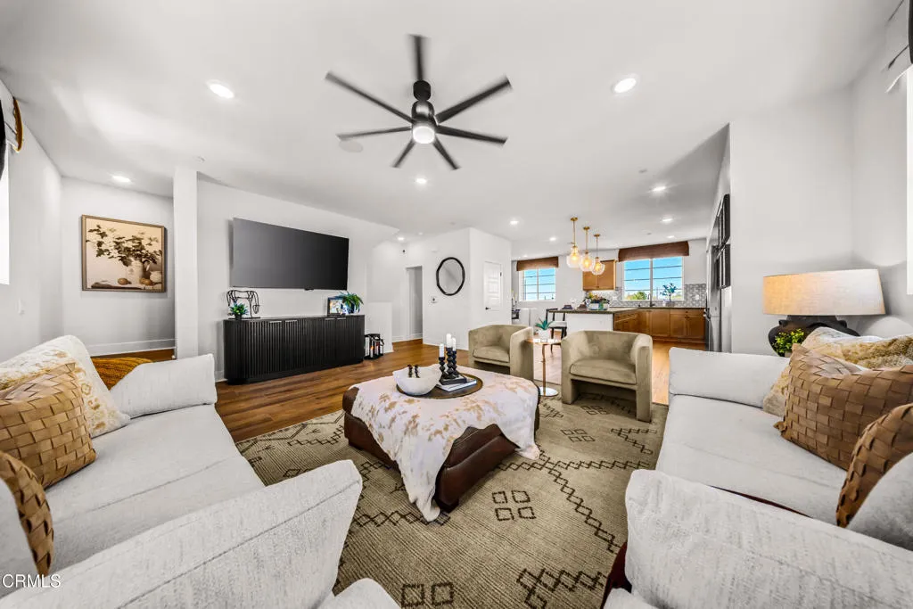 2870 Via Dolomito, Camarillo, California 93012 home-pic-6