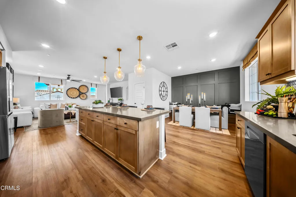 2870 Via Dolomito, Camarillo, California 93012 home-pic-10