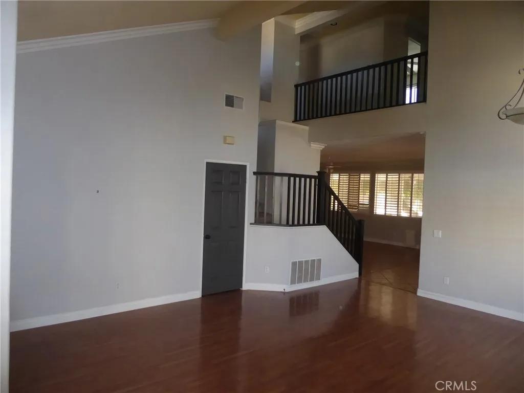 27069 Dawnview Court, Corona, California 92883 home-pic-5