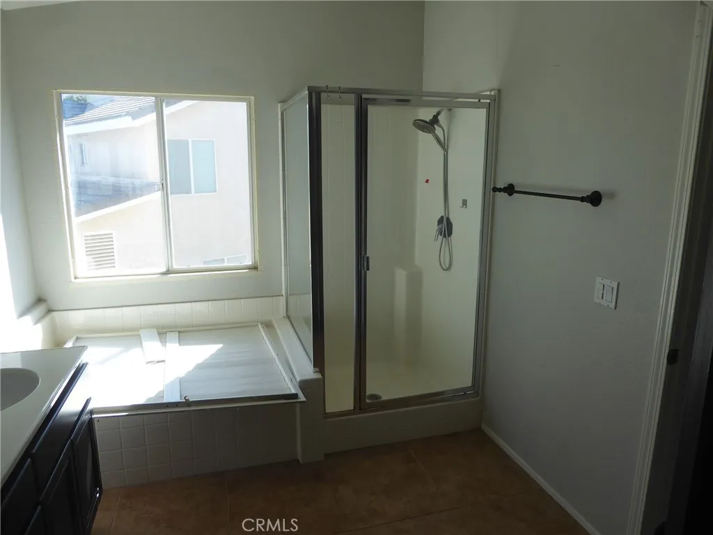 27069 Dawnview Court, Corona, California 92883 home-pic-26
