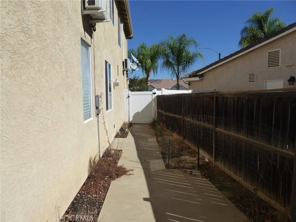 27069 Dawnview Court, Corona, California 92883 home-pic-48