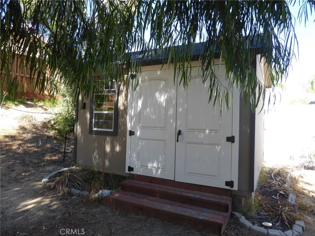27069 Dawnview Court, Corona, California 92883 home-pic-40