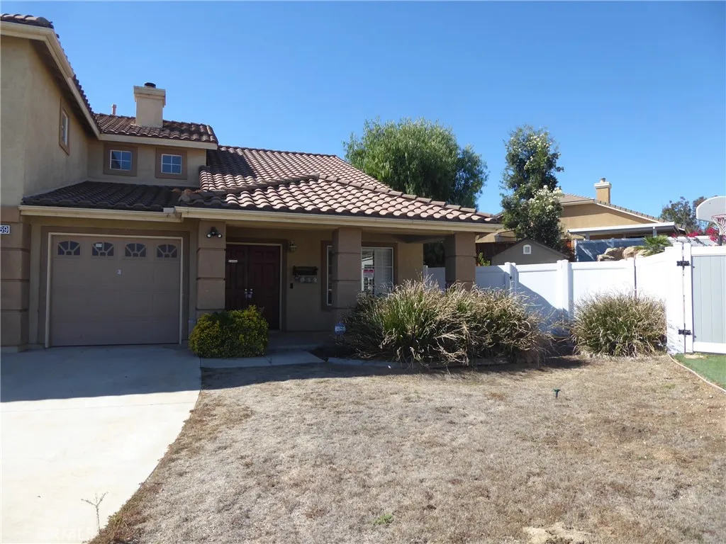 27069 Dawnview Court, Corona, California 92883 home-pic-2