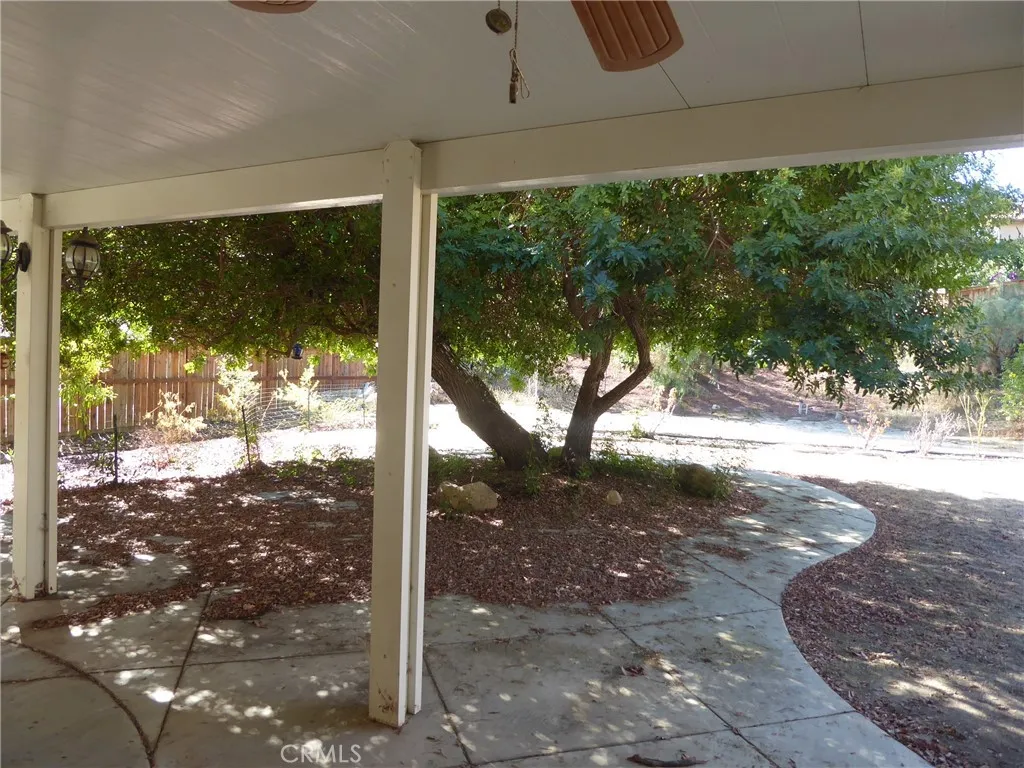 27069 Dawnview Court, Corona, California 92883 home-pic-35