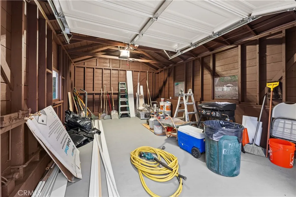44275 Hillcrest Lane, Hemet, California 92544 home-pic-49