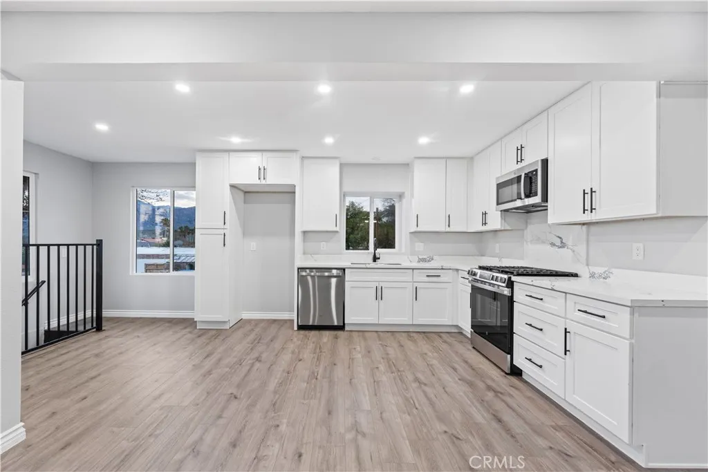 44275 Hillcrest Lane, Hemet, California 92544 home-pic-7