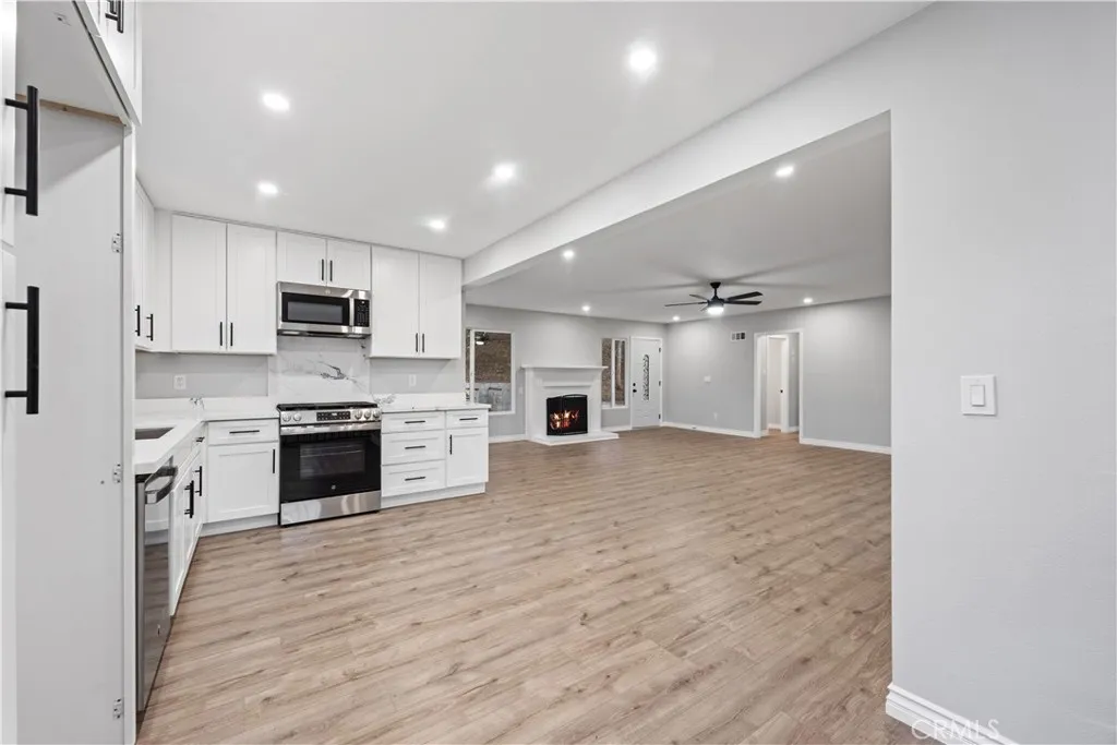 44275 Hillcrest Lane, Hemet, California 92544 home-pic-10