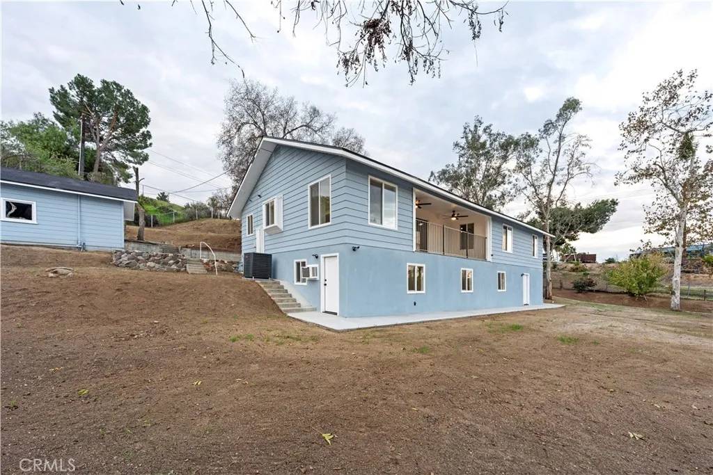 44275 Hillcrest Lane, Hemet, California 92544 home-pic-44