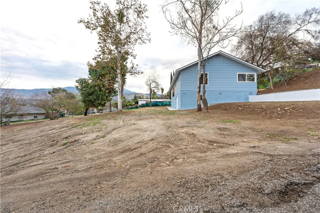 44275 Hillcrest Lane, Hemet, California 92544 home-pic-36