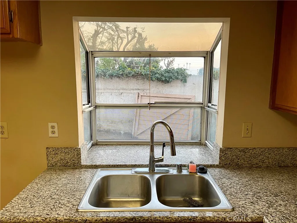 3100 Jeannie Cmn, Santa Ana, California 92703 home-pic-8