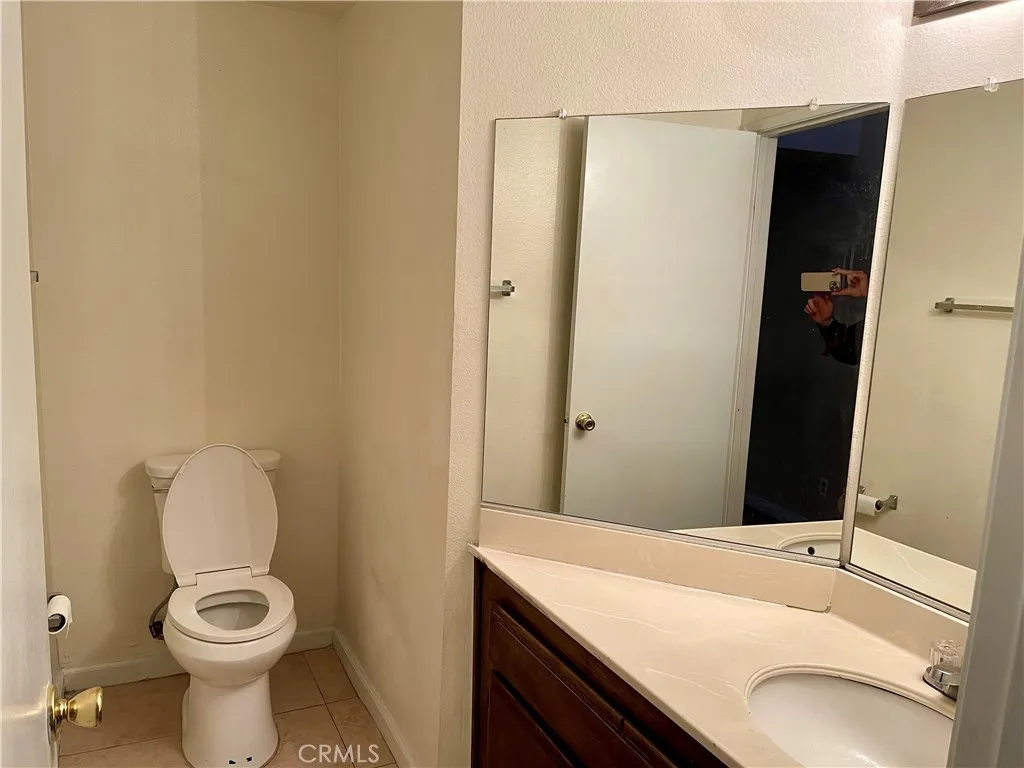 3100 Jeannie Cmn, Santa Ana, California 92703 home-pic-13