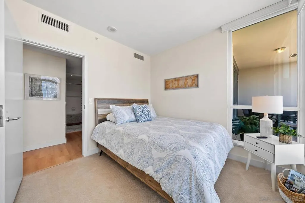 325 7th Ave 1901, San Diego, California 92101 home-pic-18