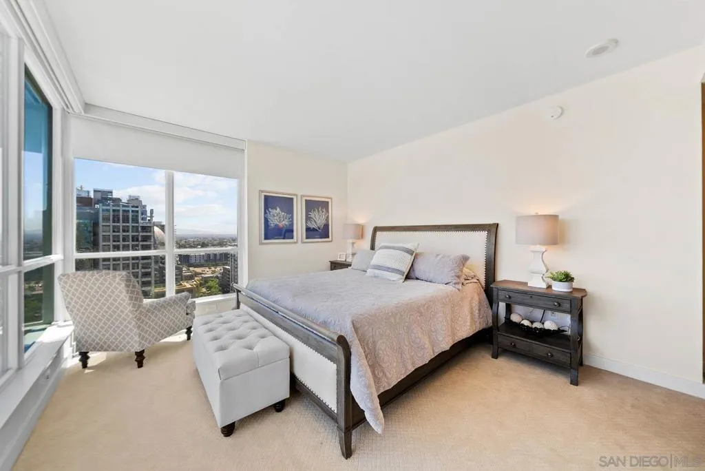 325 7th Ave 1901, San Diego, California 92101 home-pic-20