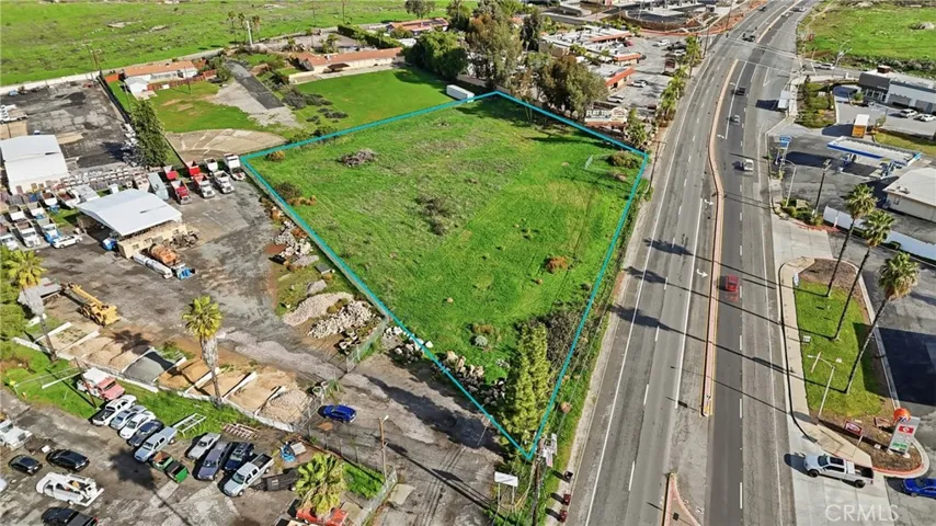 NWC VAN BUREN BLVD. & CHICAGO AVE. RIVERSIDE CA. 92508
