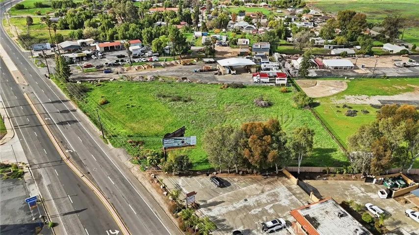 NWC VAN BUREN BLVD. & CHICAGO AVE. RIVERSIDE CA. 92508
NWC VAN BUREN BLVD. & CHICAGO AVE. RIVERSIDE CA. 92508