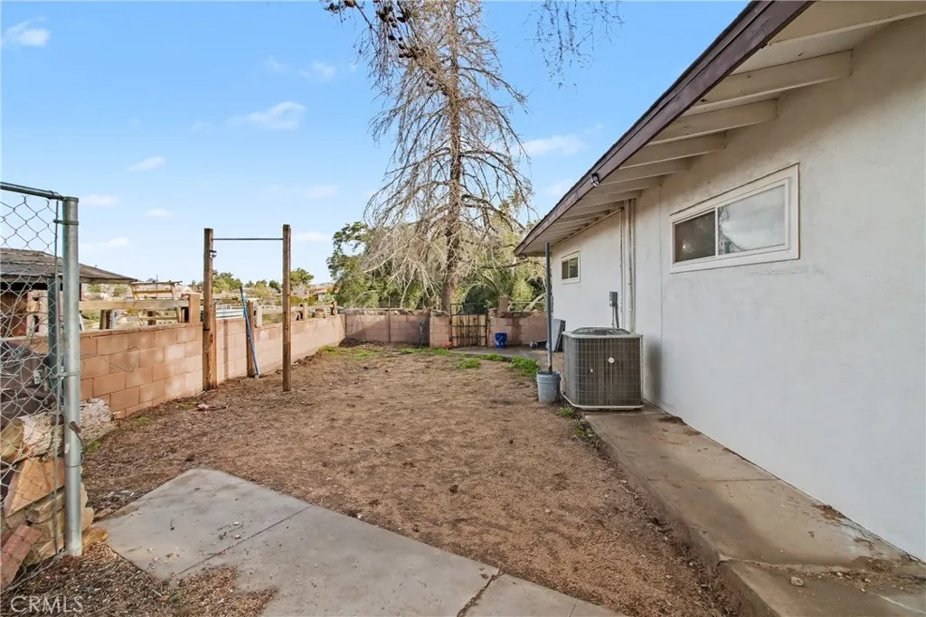 14798 Keota Road, Apple Valley, California 92307 home-pic-19