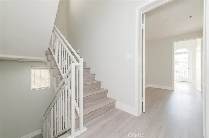 5719 Camellia 102, North Hollywood, California 91601