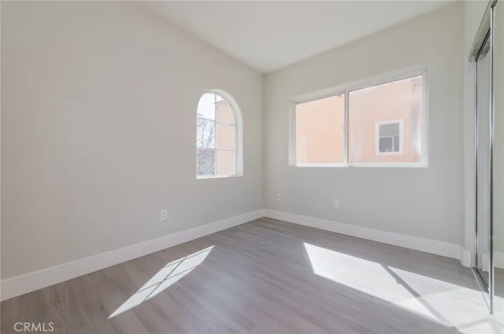 5719 Camellia 102, North Hollywood, California 91601