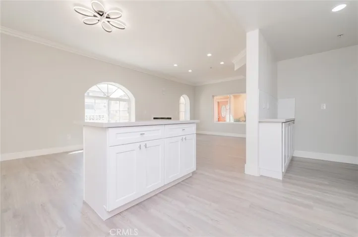 5719 Camellia 102, North Hollywood, California 91601